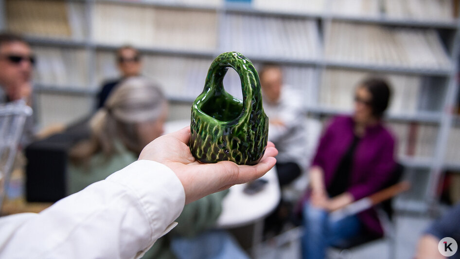 Открыть двери в мир заново: как в калининградской библиотеке учат незрячих верить в себя (фото) - Новости Калининграда | Фото: Александр Подгорчук / «Клопс»