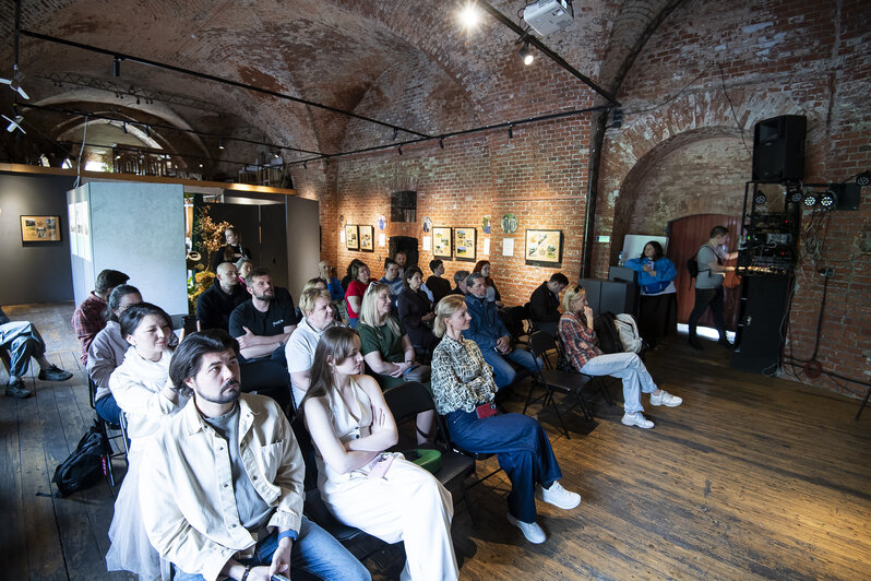 Послушать о планах инвестора пришло немало людей | Фото: Александр Подгорчук