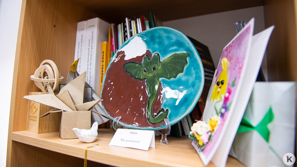 Открыть двери в мир заново: как в калининградской библиотеке учат незрячих верить в себя (фото) - Новости Калининграда | Фото: Александр Подгорчук / «Клопс»