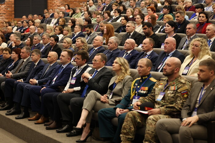 Партийцы подвели итоги работы за последние пять лет | Фото: Калининградское отделение "Единой России"