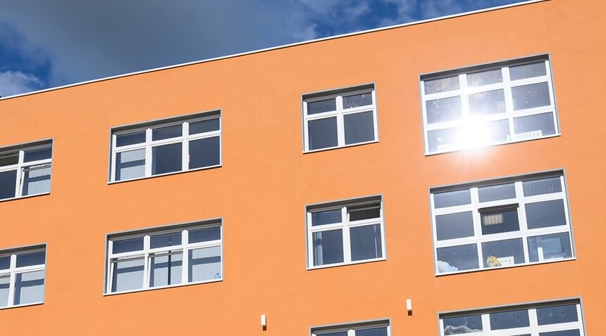 Школьница выпала из окна четвёртого этажа | Фото: архив "СК"