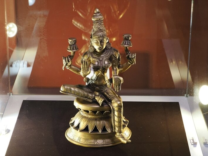 От Ганга до Балтики: в Калининграде открылась выставка украшений, одежды и ароматов из Индии (фото) - Новости Калининграда | Фото: Музей янтаря