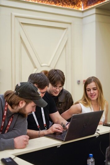 Риск-менеджмент в прямом эфире: в TVi рассказали, что осталось за кадром Балтийского культурного форума - Новости Калининграда