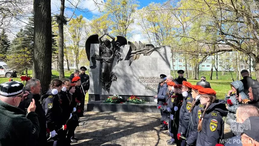 В Калининграде почтили память ликвидаторов Чернобыльской катастрофы   - Новости Калининграда | Фото: ГУ МЧС России по Калининградской области