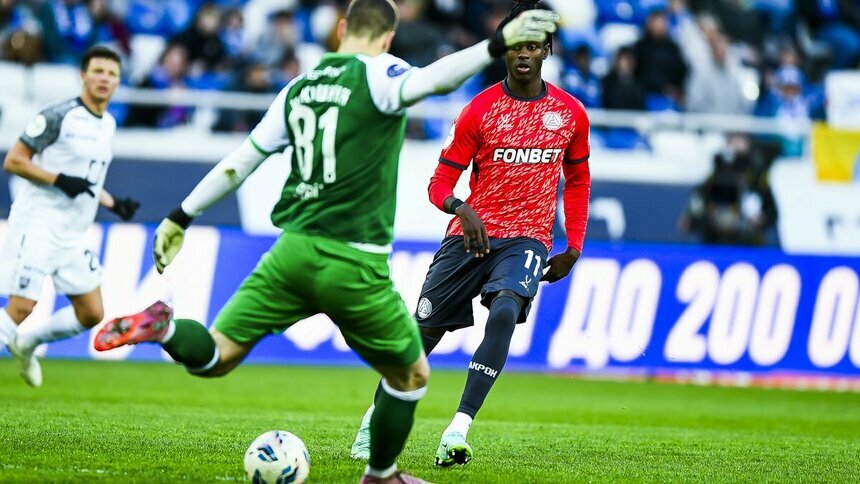 «Балтика» впервые проиграла дома: эксперты назвали причины неудачи с «Акроном» - Новости Калининграда | Фото: Александр Подгорчук / «Клопс»