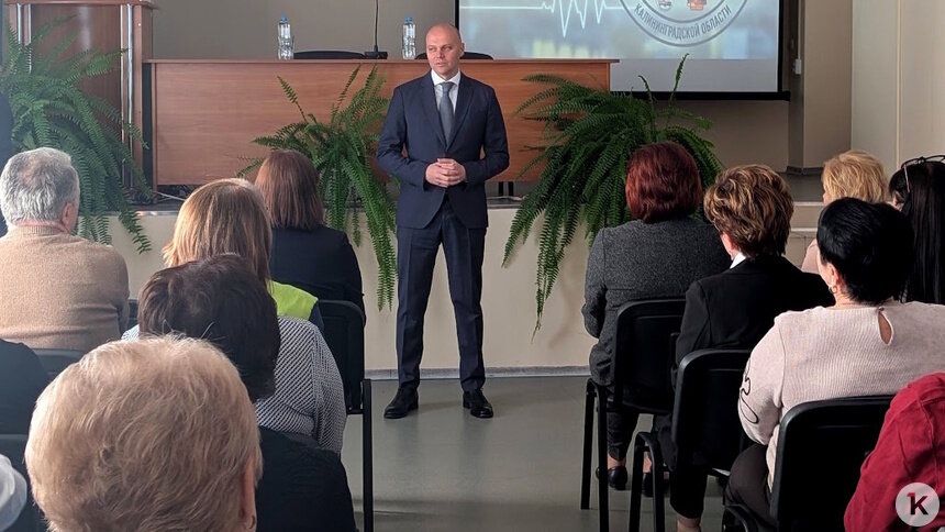 От лампочек до санитарок: чего не хватает калининградским врачам скорой помощи   - Новости Калининграда