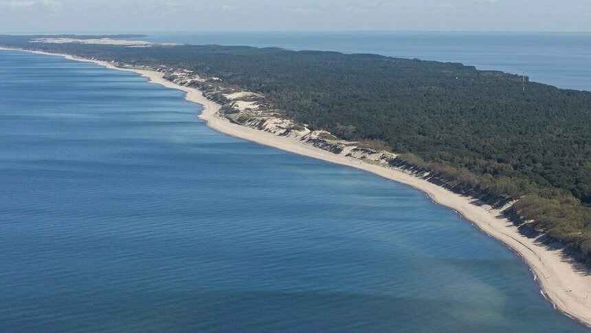 Калининградцам перед майскими праздниками напомнили, за что можно получить штраф в 30 тыс. рублей на Виштынце и Куршской косе - Новости Калининграда | Фото: Александр Подгорчук / Архив «Клопс»