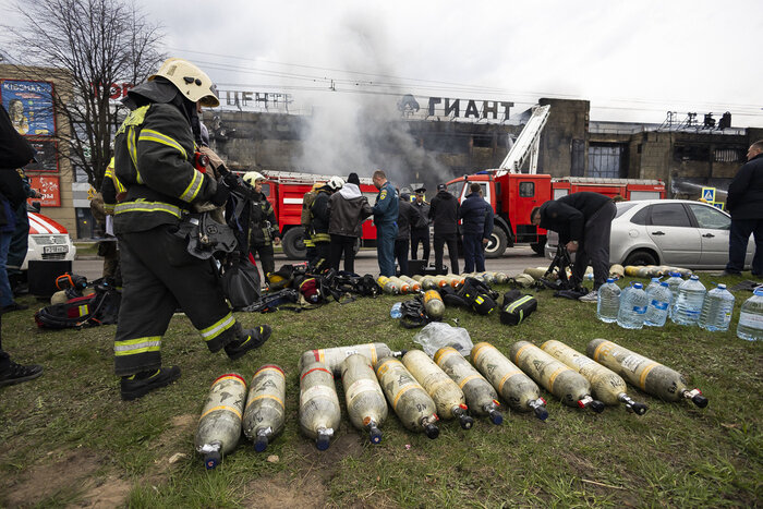Апрель 2026 года вошёл в историю пожаром в торговом центре «Гиант» | Фото: Александр Подгорчук 
