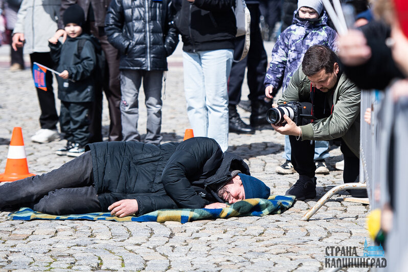 Квест в дыму: в Калининграде отмечают День пожарной охраны | Фото: Александр Подгорчук 