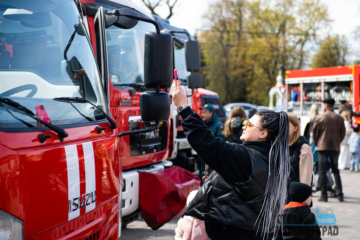 Квест в дыму: в Калининграде отмечают День пожарной охраны | Фото: Александр Подгорчук 