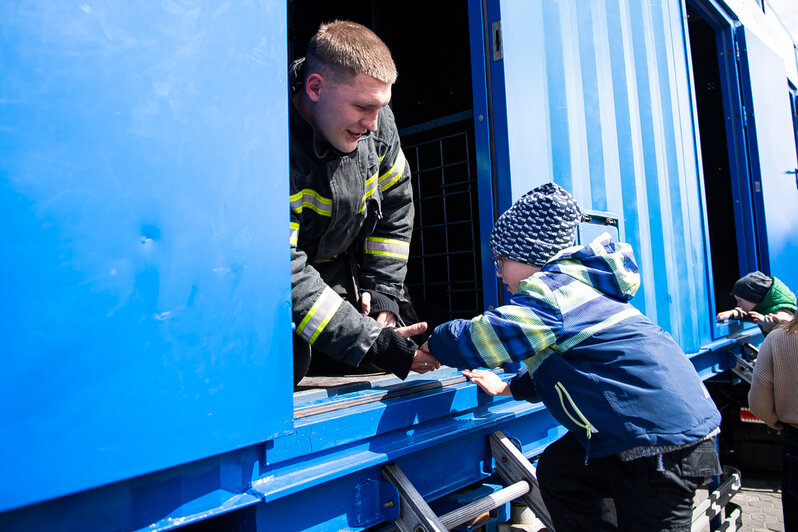 Квест в дыму: в Калининграде отмечают День пожарной охраны
