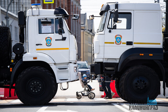 Квест в дыму: в Калининграде отмечают День пожарной охраны | Фото: Александр Подгорчук 