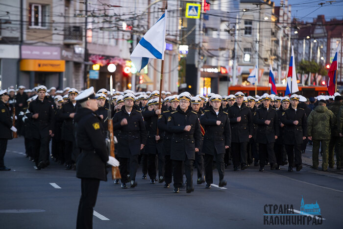 Подготовка к 9 Мая: фоторепортаж с первой репетиции парада в Калининграде