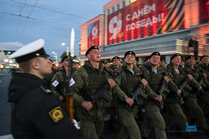 Подготовка к 9 Мая: фоторепортаж с первой репетиции парада в Калининграде