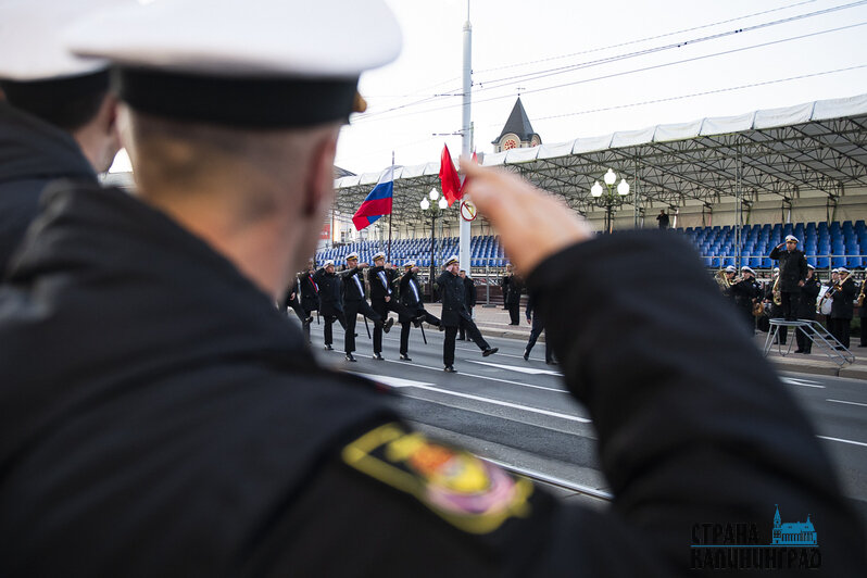 Подготовка к 9 Мая: фоторепортаж с первой репетиции парада в Калининграде