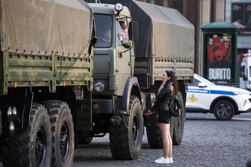 Подготовка к 9 Мая: фоторепортаж с первой репетиции парада в Калининграде