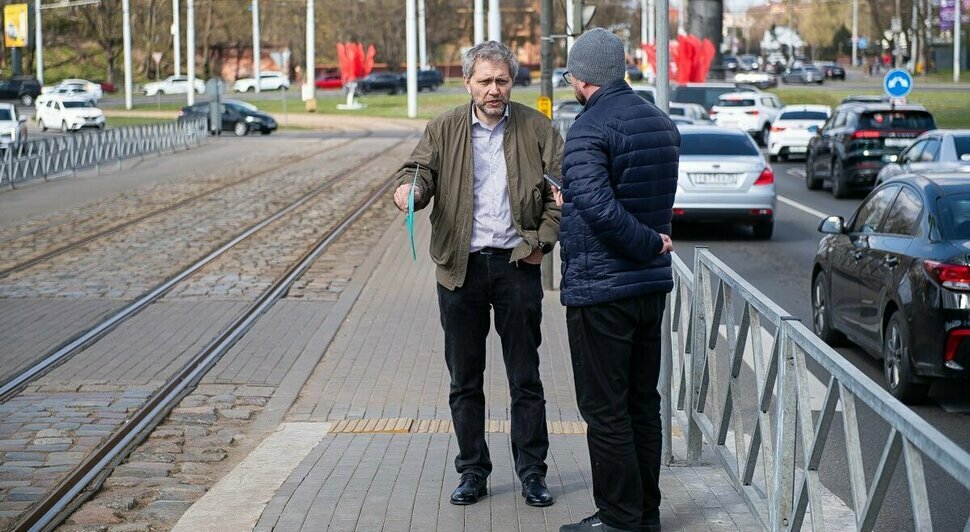 Что мешает Калининграду избавиться от пробок и хаоса с парковками: «Клопс» прогулялся с экспертом по центру - Новости Калининграда | Фото: Александр Подгорчук / «Клопс»