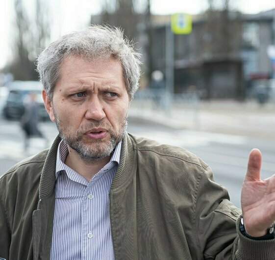 Что мешает Калининграду избавиться от пробок и хаоса с парковками: «Клопс» прогулялся с экспертом по центру - Новости Калининграда | Фото: Александр Подгорчук / «Клопс»