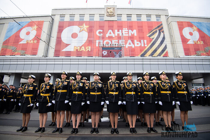 Парад Победы в Калининграде: техника военных лет и тысяча участников (фото)