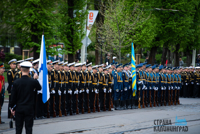 Парад Победы в Калининграде: техника военных лет и тысяча участников (фото)