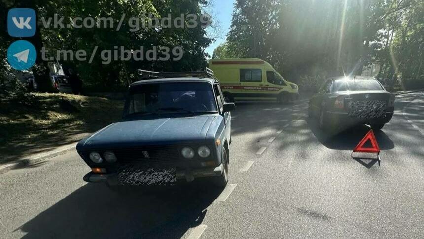 На Киевской выскочившие на главную дорогу «Жигули» врезались в Volkswagen - Новости Калининграда | Фото: Госавтоинспекция Калининградской области