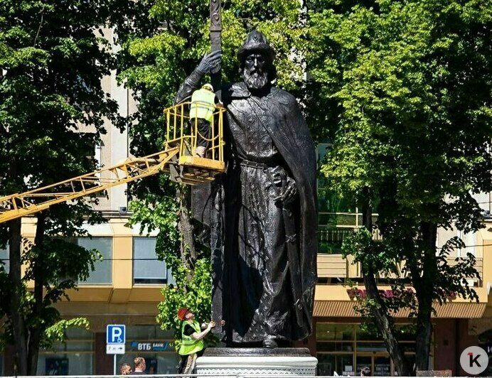 В Калининграде установили памятник князю Владимиру: как это было (фоторепортаж)  - Новости Калининграда