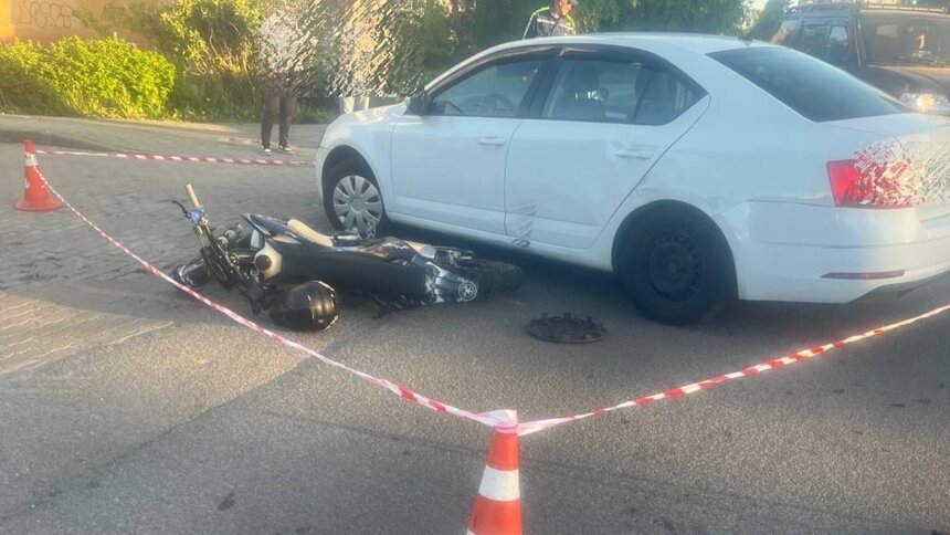 В Калининграде на Осенней питбайк попал под колёса автомобиля   - Новости Калининграда | Фото: Госавтоинспекция Калининградской области