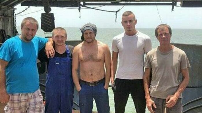 В 2022 году 20 калининградских моряков по вине собственника траулера оказались без денег, воды и еды у берега Мавритании      | Фото: архив героев публикации