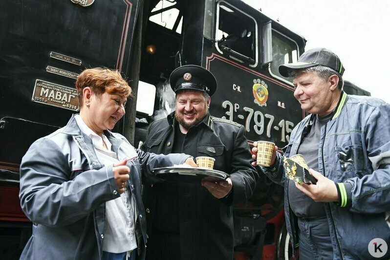 Из Калининграда в Багратионовск запустили ретропаровоз: что ждёт пассажиров и сколько стоят билеты (фоторепортаж)  - Новости Калининграда | Фото: Александр Подгорчук / «Клопс»