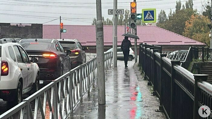 В центре Калининграда разделили потоки машин и пешеходов: почему это решение вызвало вопросы - Новости Калининграда | Фото: «Клопс»