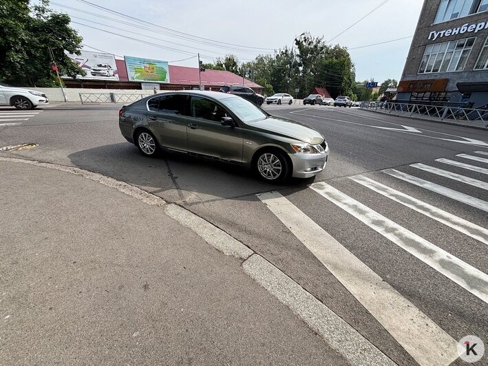 В центре Калининграда разделили потоки машин и пешеходов: почему это решение вызвало вопросы - Новости Калининграда | Фото: Александр Подгорчук / «Клопс»