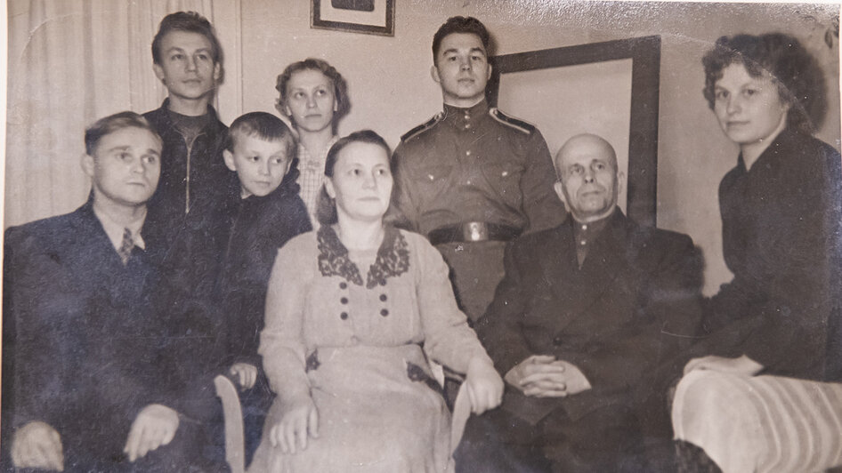 Руины, трамваи и розы: 89-летний калининградец, переехавший в Кёнигсберг в 1947-м, рассказал свою историю (фото)   - Новости Калининграда | Фото: Александр Подгорчук / «Клопс»