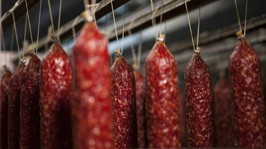Колбасы не то, чем они кажутся: в продукции калининградских компаний нашли лишний ДНК - Новости Калининграда | Фото: Александр Подгорчук / Архив «Клопс»