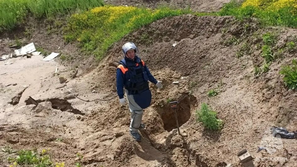В двух районах Калининградской области нашли 42 авиабомбы времён войны (фото, видео) - Новости Калининграда | Фото: сообщество управления МЧС по Калининградской области / «ВКонтакте»