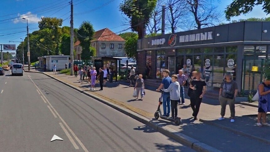 В Калининграде двое подростков на самокате сбили с ног женщину, травмировав ей руку и расколотив телефон - Новости Калининграда | Фото: Скриншот сервиса "Яндекс.Карты"