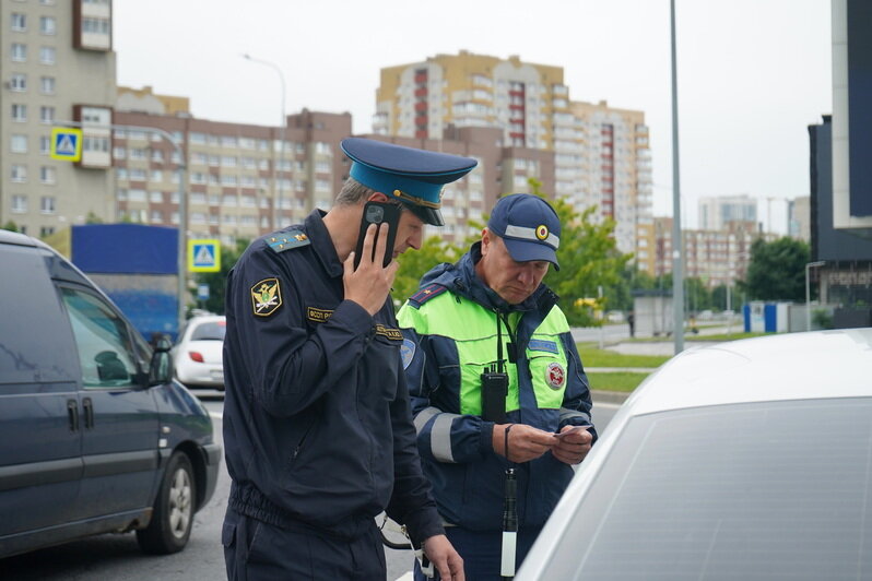 Автомобили калининградцев арестовали из‑за долгов: сумма превысила 3 млн рублей - Новости Калининграда | Фото: пресс-служба УФССП России по Калининградской области