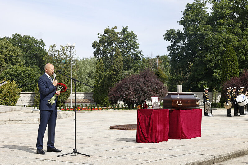 Торжественная церемония состоялась 24 июня возле мемориала 1200 гвардейцам  | Фото: правительство Калининградской области