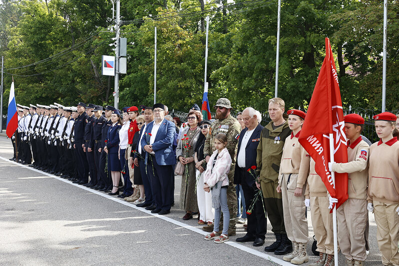 Торжественная церемония состоялась 24 июня возле мемориала 1200 гвардейцам  | Фото: правительство Калининградской области