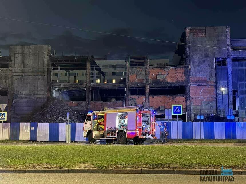 Пожар начался поздно вечером | Фото: Александр Мелехов