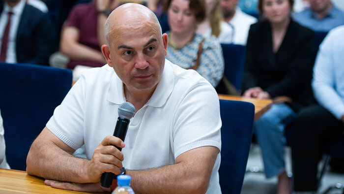Команда Сергея Гоз: удалённая забота, переработка шин, велопрокат без хаоса и водный спорт на Балтике - Новости Калининграда