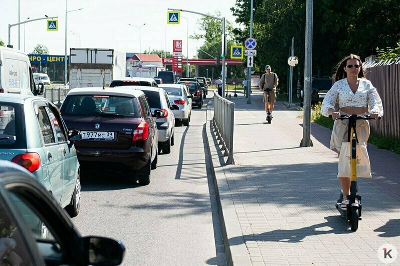 Бензин в дефиците, дороги пустеют: улицы Калининграда вспоминают тишину ковидных времён (фоторепортаж) - Новости Калининграда | Фото: Александр Подгорчук / «Клопс»