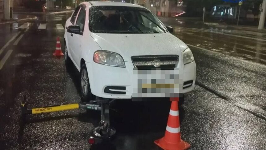 В Калининграде на Советском проспекте сбили электросамокатчика, который ехал по пешеходному переходу   - Новости Калининграда | Фото: Госавтоинспекция Калининградской области