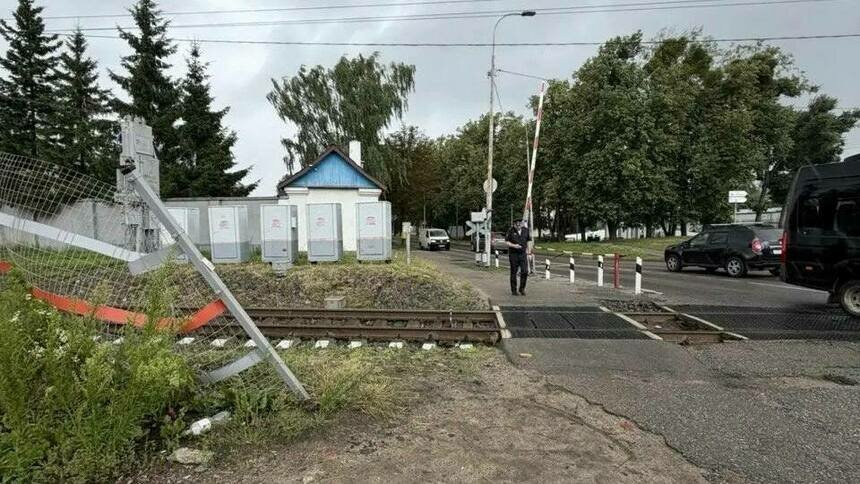 В минздраве региона рассказали о состоянии калининградца, попавшего под электричку на Нарвской - Новости Калининграда | Фото: Северо-западная транспортная прокуратура