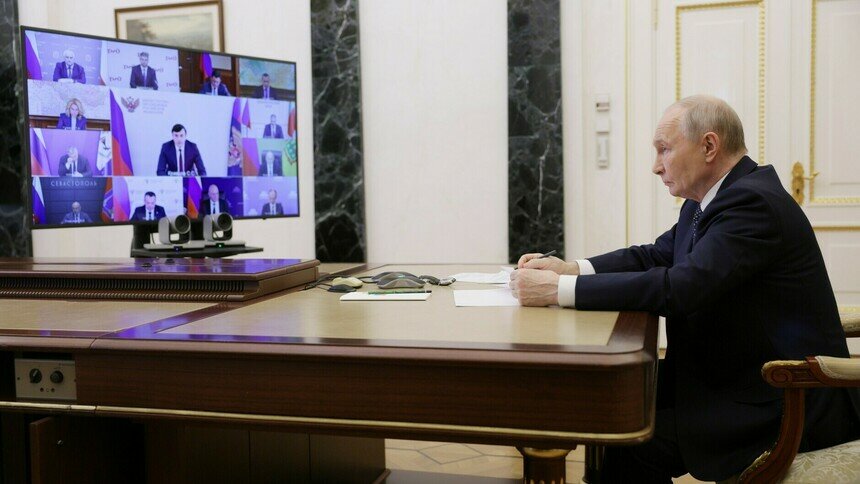 Путин поручил как можно быстрее привлечь малый и средний бизнес к производству нефтепродуктов   - Новости Калининграда | Фото: kremlin.ru