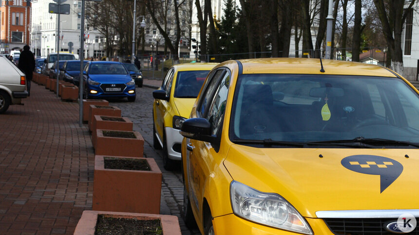 В Калининграда ещё одну часть улицы Баранова предлагают очистить от автомобилей  - Новости Калининграда | Фото: Александр Подгорчук / Архив «Клопс»