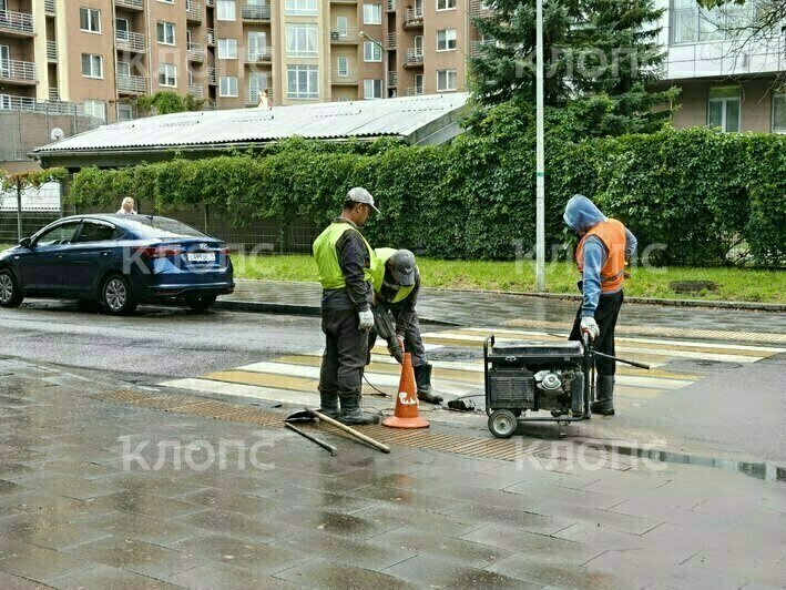 В Калининграде снова начали ремонтировать улицу Красную (фото)   - Новости Калининграда | Фото: очевидец