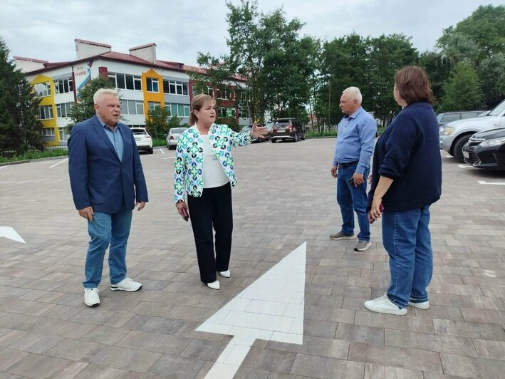 В Балтийске открыли две парковки, которые должны разгрузить улицы в разгар туристического сезона - Новости Калининграда | Фото: сообщество администрации Балтийского городского округа / «ВКонтакте»