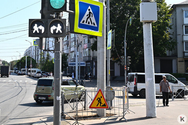 «Стоишь как дурак»: новая настройка светофоров в центре Калининграда разозлила водителей - Новости Калининграда | Фото: Александр Подгорчук / «Клопс»