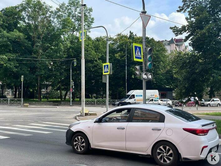 Светофор настроили — перекрёсток встал колом: что происходит на Гагарина и Куйбышева (фото) - Новости Калининграда | Фото: «Клопс»