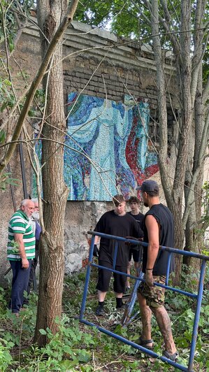 Демонтаж был сложным и долгим | Фото: группа "Наследие стен" в "ВКонтакте"